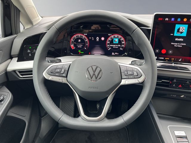 Golf VIII Variant Life 1.5 l eTSI DSG FACEL. LED