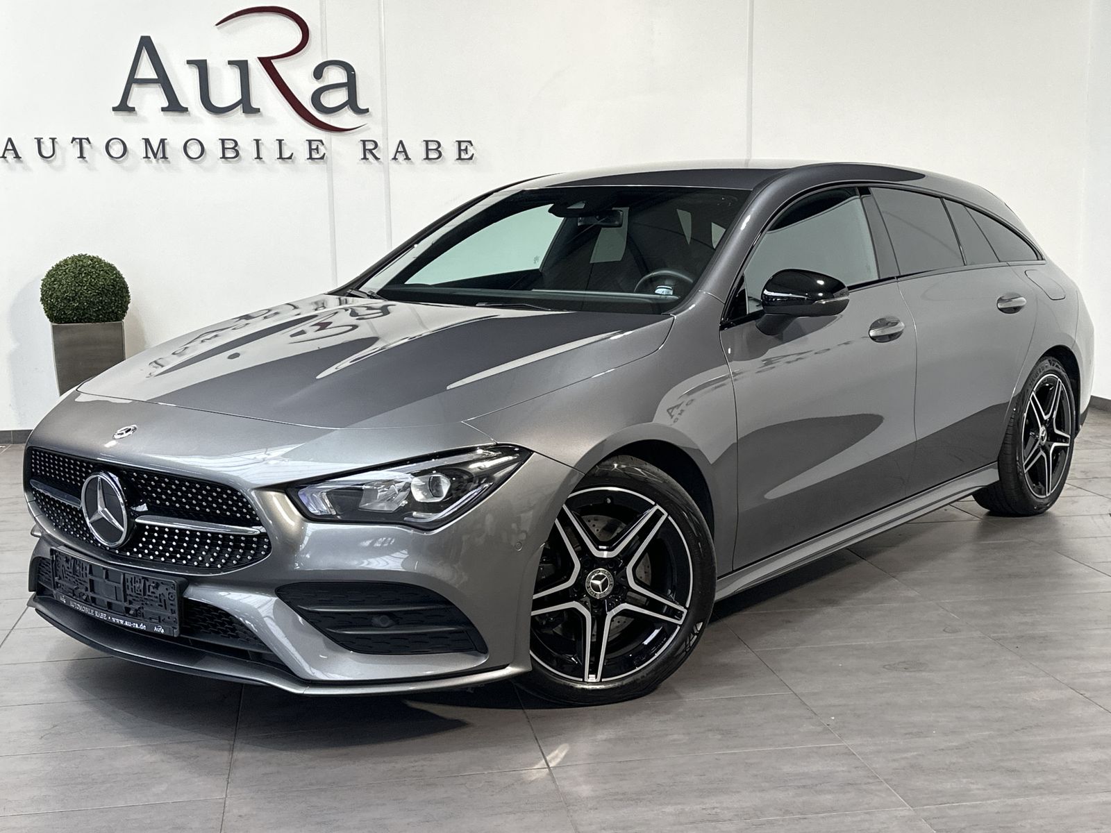 Fahrzeugabbildung Mercedes-Benz CLA 220d Shooting Brake 4Matic AMG-Line NAV+LED