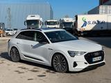 Audi e-tron 55 quattro advanced - Audi Unfallwagen