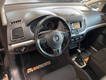 Volkswagen Sharan Cup BMT *NAVI*AHK*TEMPOMAT*KAMERA*USB*BLT