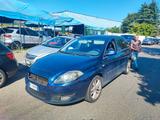 Fiat Croma 1.9 Multijet Dynamic 150cv - blaue Fiat Croma