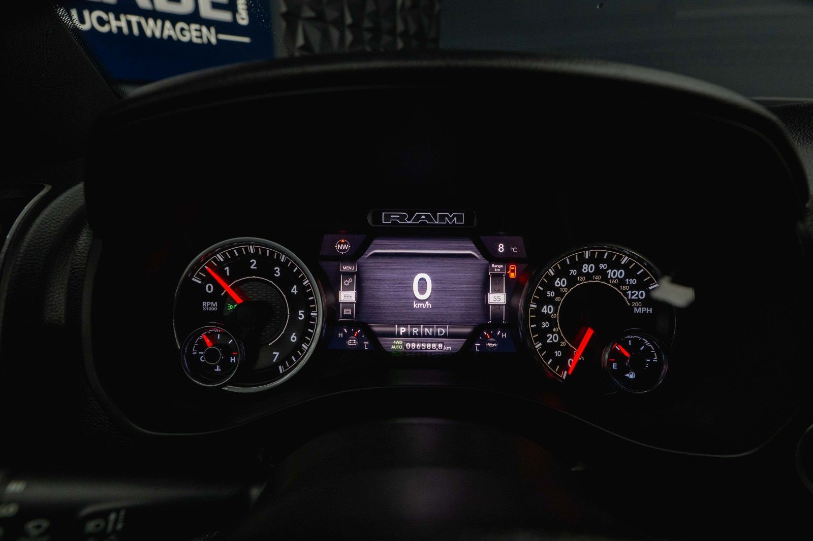 Fahrzeugabbildung Dodge RAM 5.7 V8 HEMI 4x4 Built to Serve AXLE LOCK 19%