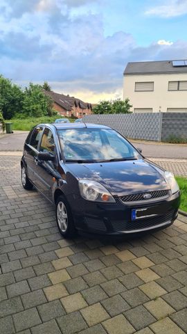 Ford Fiesta, Baujahr 2007  TÜV neu bis 10...