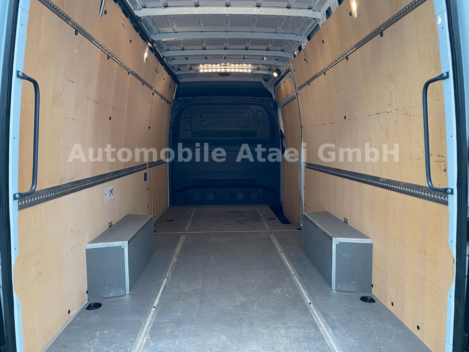 Fahrzeugabbildung Mercedes-Benz Sprinter 315 MAXI 360° KAMERA+ NAVI (1211)