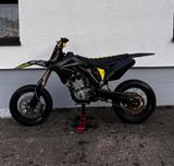 Suzuki RM-Z 250 - RENNSPORT VON 126 BIS 250 CCM