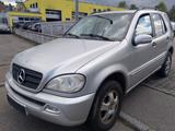 Mercedes-Benz ML 270 CDI.AHK XENON AUTOMATIK - gebrauchte Mercedes-Benz ML 270 aus dem Jahr 2001