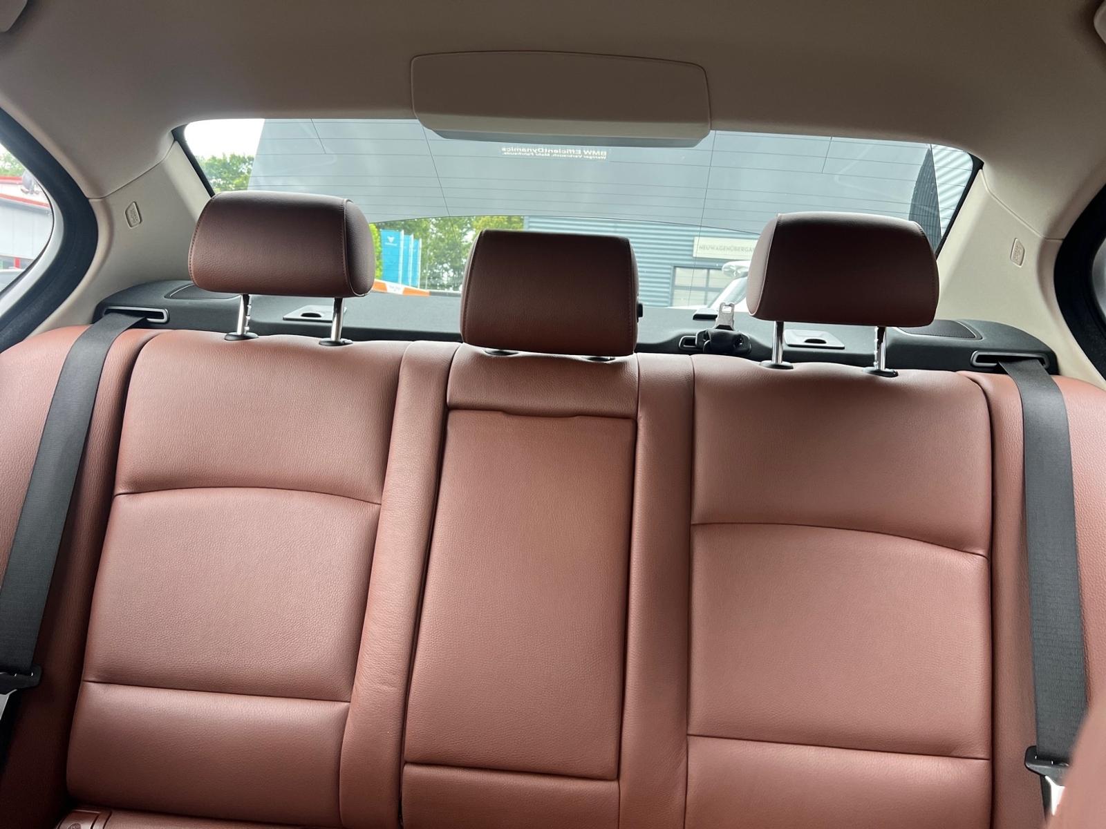 BMW 520d 140KW (190PS)*NAVI*AUTOMATIK*AHK*LEDER*PDC*