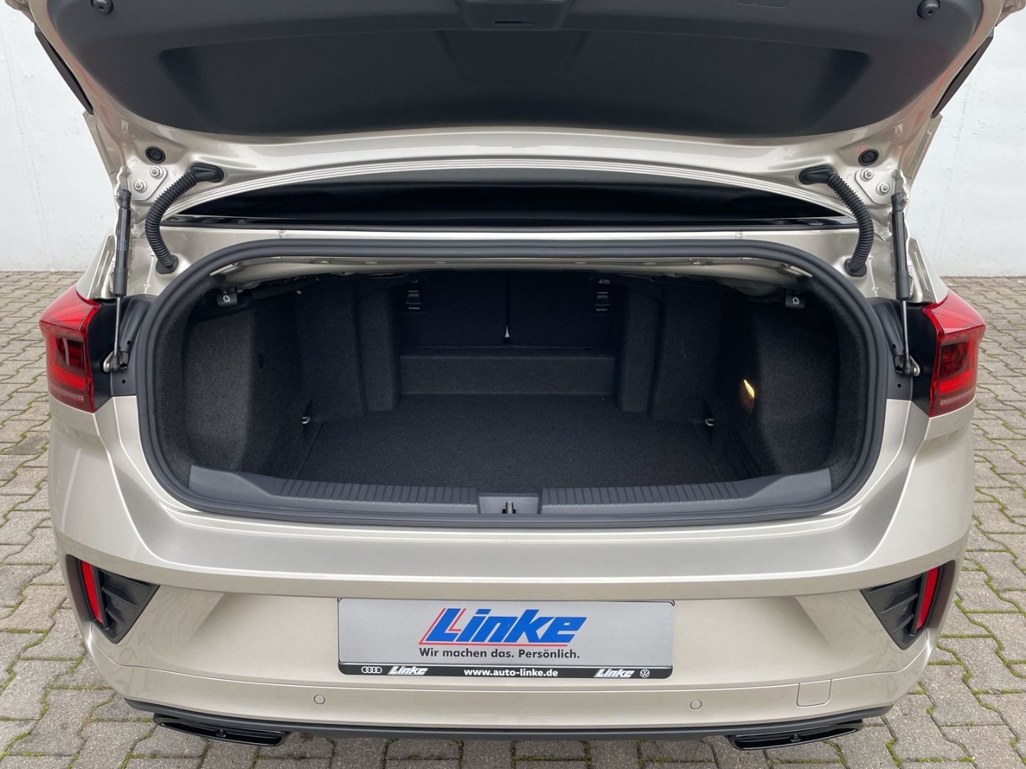 T-Roc Cabriolet R-Line 1.5 TSI DSG Kamera/AHK/Na