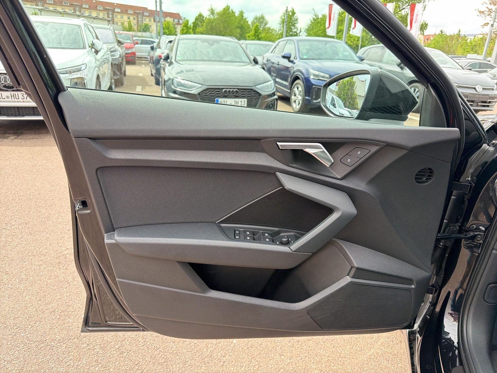 Audi A3 Sportback 30 TFSI advanced AHK PDC LED GRA SH, миниатюра 12