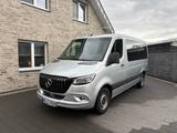 Mercedes-Benz Sprinter 319 V6  9SItzer - Mercedes-Benz Sprinter mit Diesel-Antrieb: Kombi, Automatik