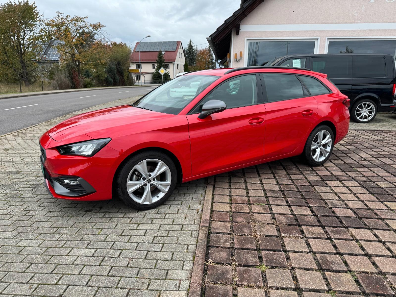 Seat Leon Sportstourer FR mit Neuwagen Charakter