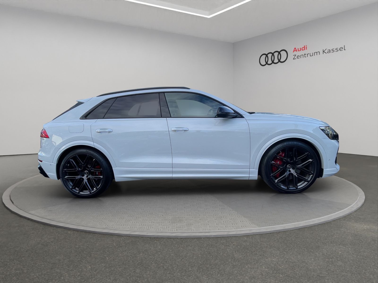 Audi RSQ8 - Bild 8