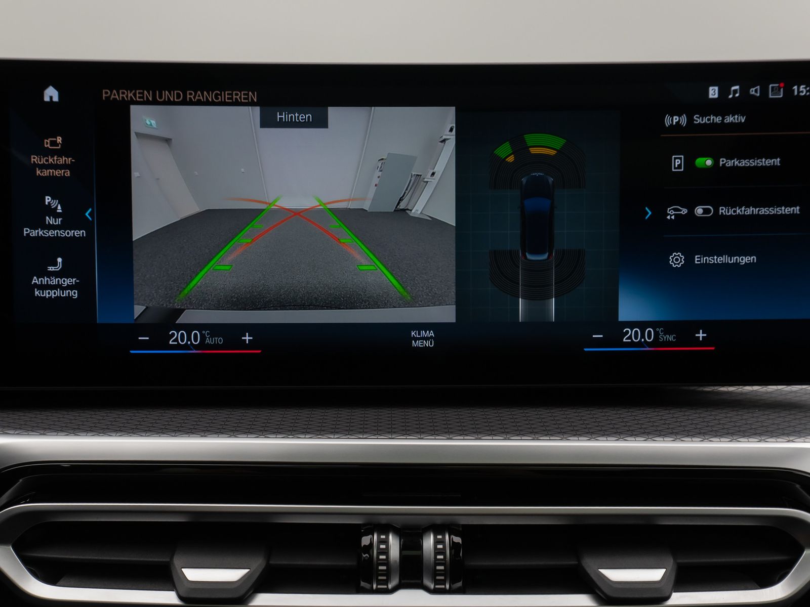 Fahrzeugabbildung BMW 318d M Sport Panorama Kamera HUD DAB HiFi AHK