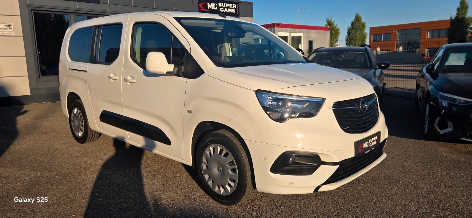 Opel Combo Life XL Lang/Navi/AHK/Carplay/Tempo/Kam/1H