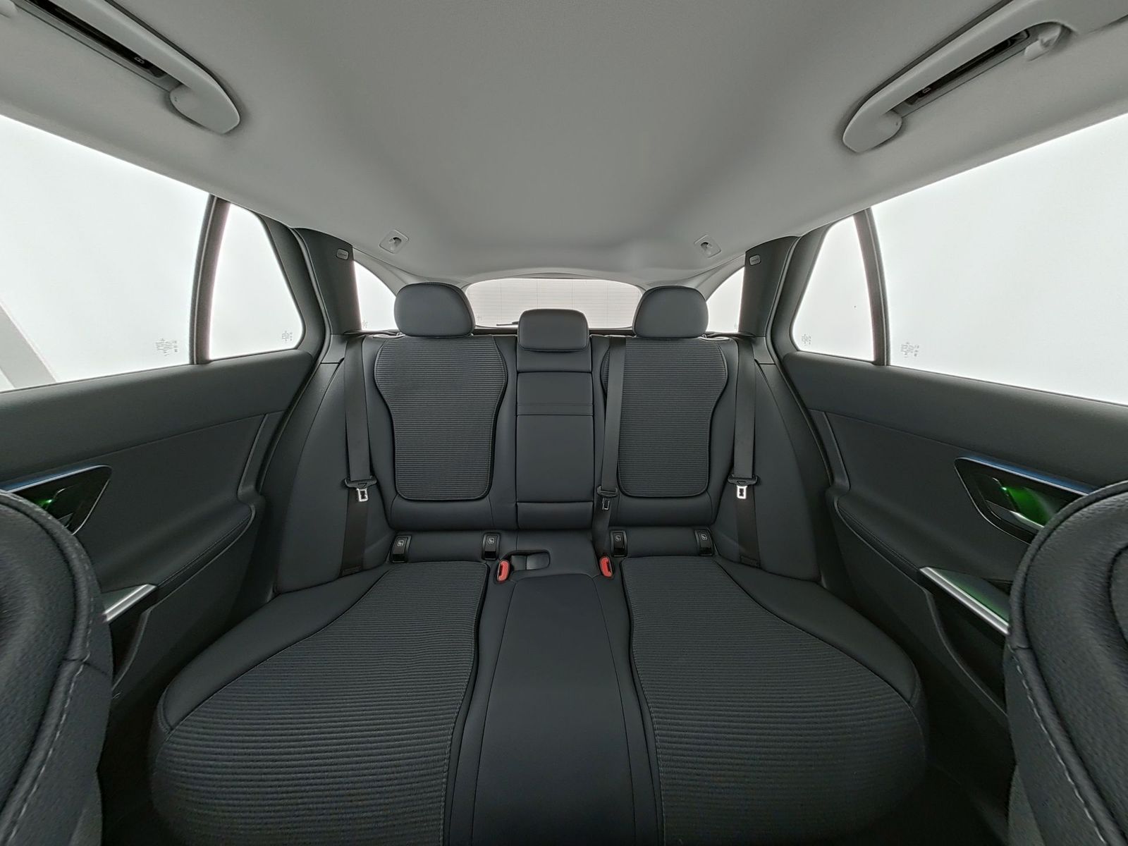 Mercedes-Benz C 200 - Bild 17
