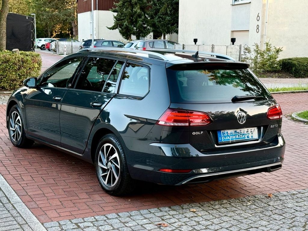 Image of Volkswagen Golf