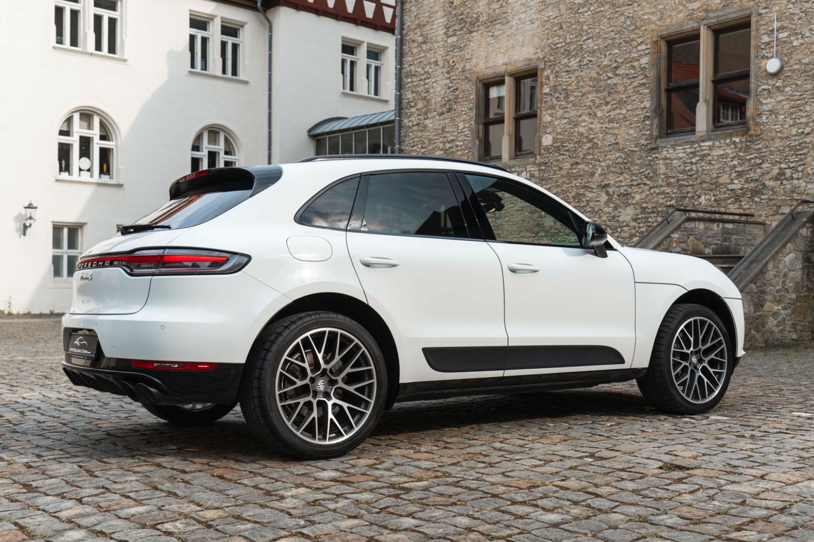 Fahrzeugabbildung Porsche Macan S BOSE LED KAM CHRONO PANO CARPLAY