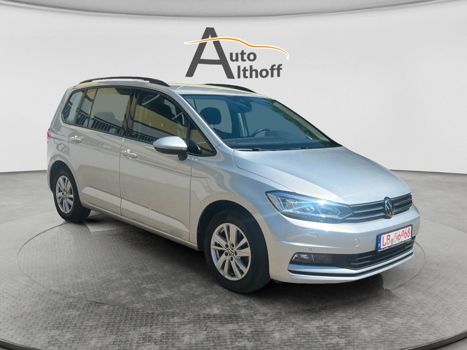Volkswagen Touran 2.0TDI DSG LED KAM NAV SHZ ACC IQ DRIVE