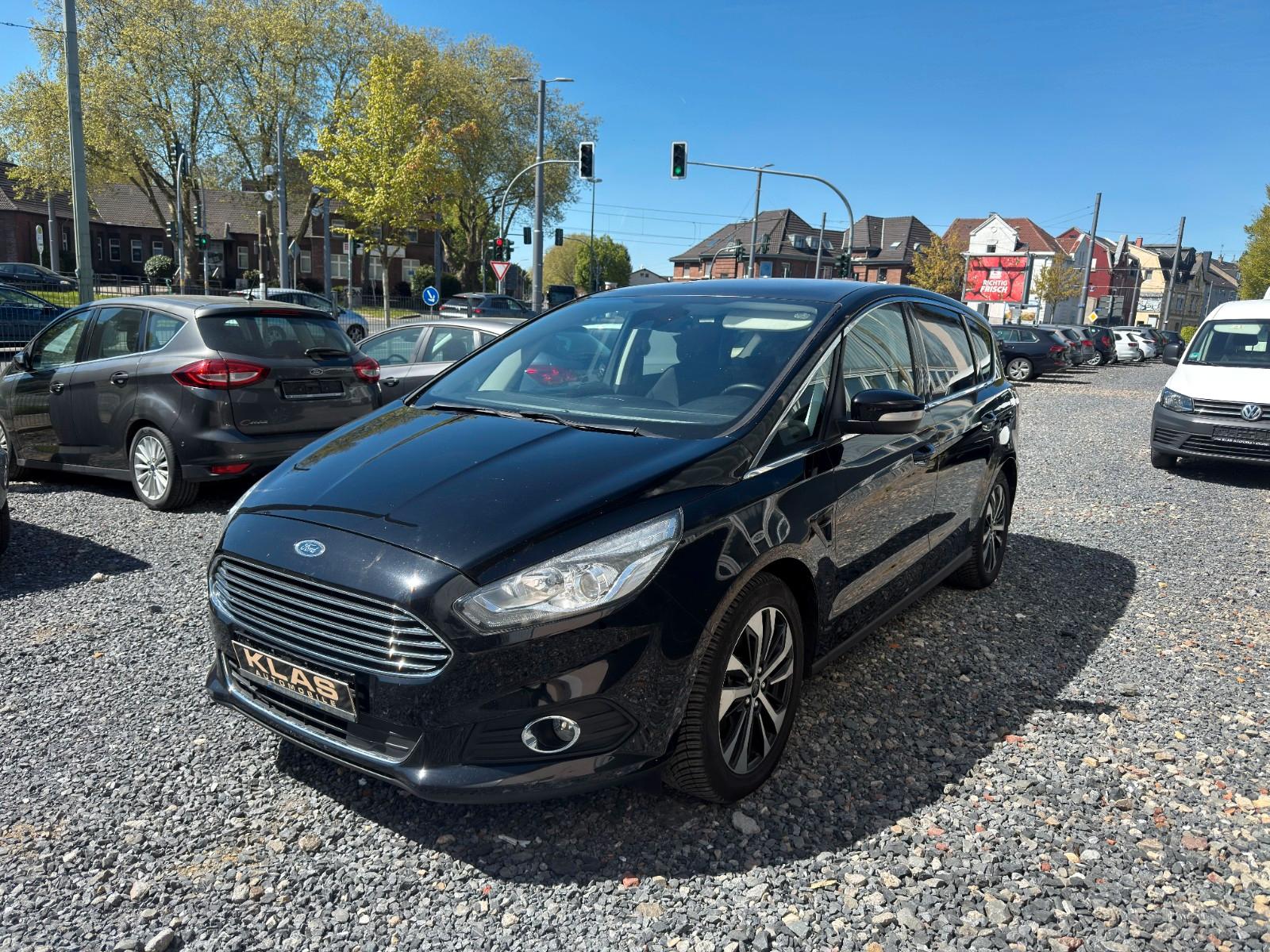 Ford S-Max S-MAX Titanium