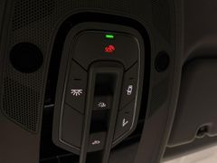 AUDI Q8 55 TFSI quattro LENKRAD-,SITZHZG AHK HEADUP