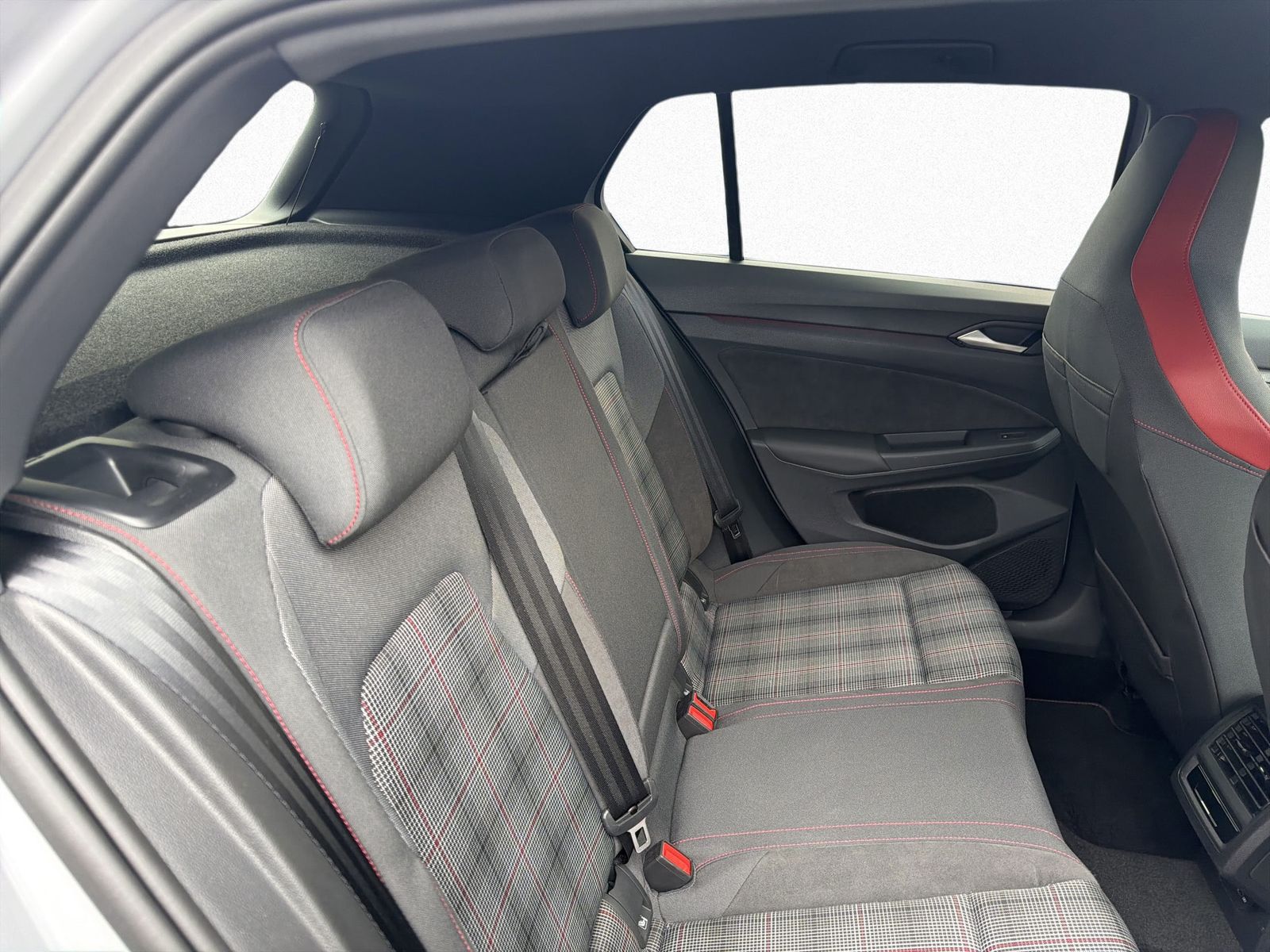 Volkswagen Golf - Bild 10