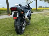 Yamaha YZF 1000R - YAMAHA R 1000