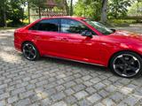 Audi A4 1.4 TFSI sport sport - Audi A4: Rot