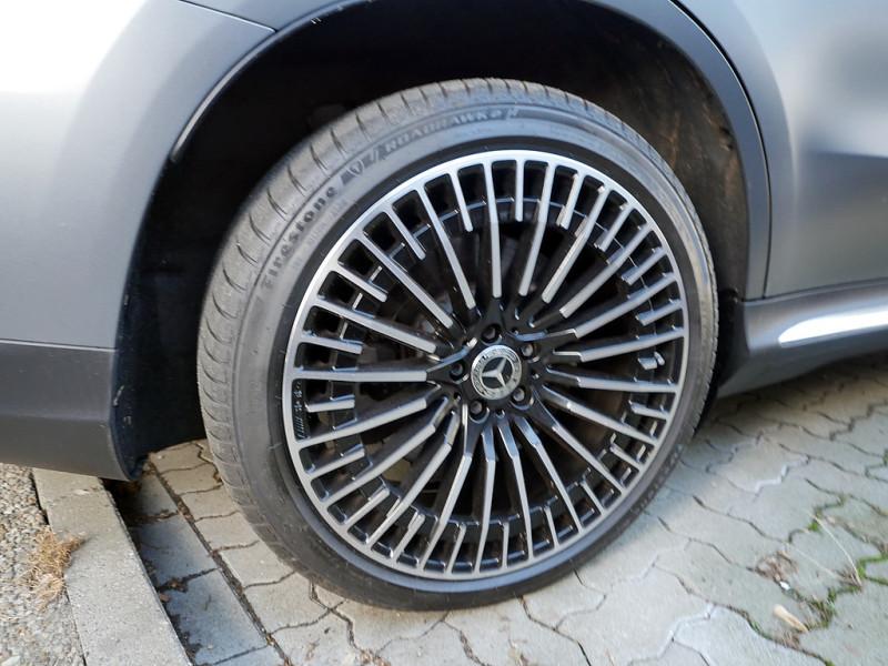 Mercedes-Benz EQC 400 4M AMG AMG MEMO MULTI 360 AHK DISTR SPUR