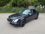 Mercedes-Benz E 420 Diesel Preis 2800 wer zuerst kommt - Mercedes-Benz E 420 mit Diesel-Antrieb