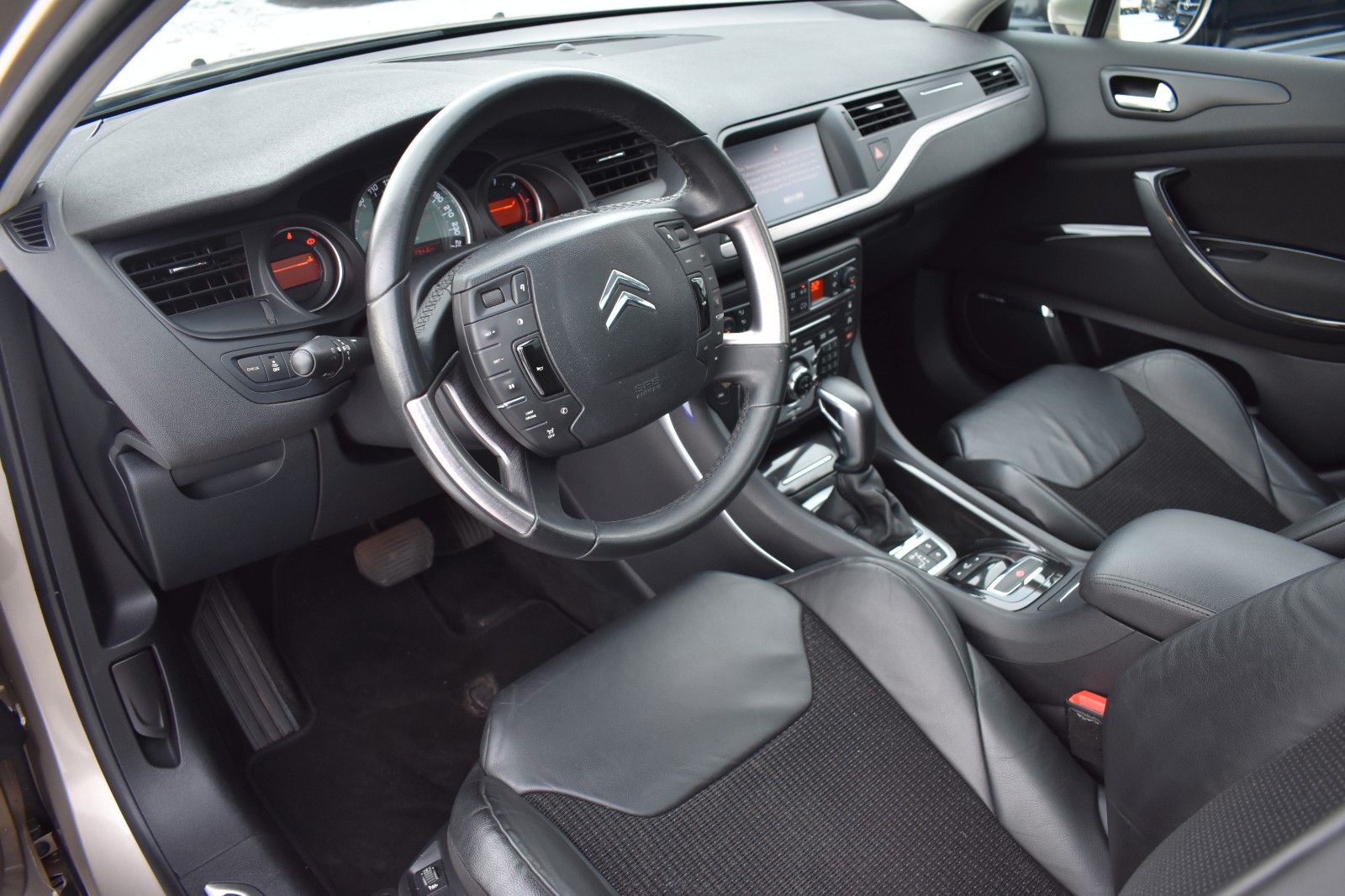 Fahrzeugabbildung Citroën C5 Tourer V6 HDI By Carlsson Automatik