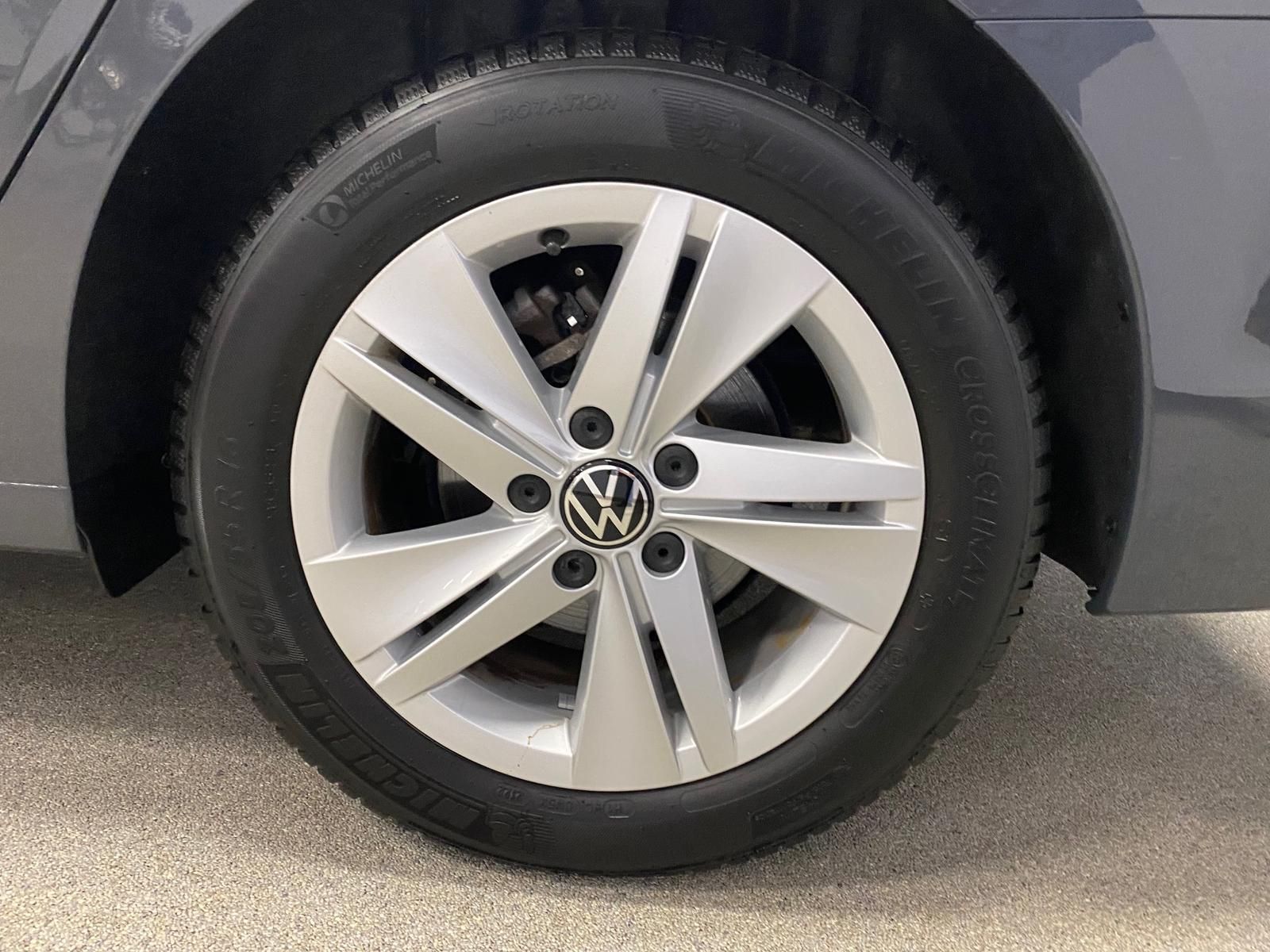 Fahrzeugabbildung Volkswagen Golf Variant 1.5 TSI APP+KLIMA+ACC+RFK+AHK+NAVI+