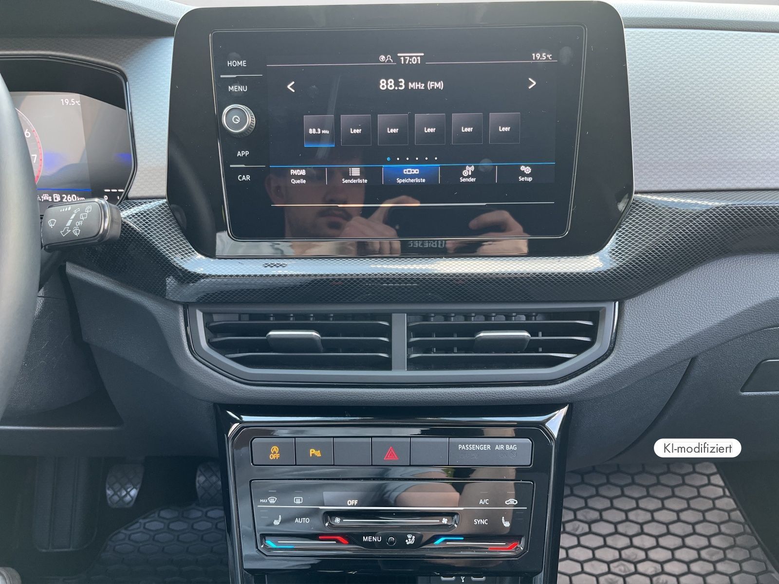 Volkswagen T-Cross - Bild 12