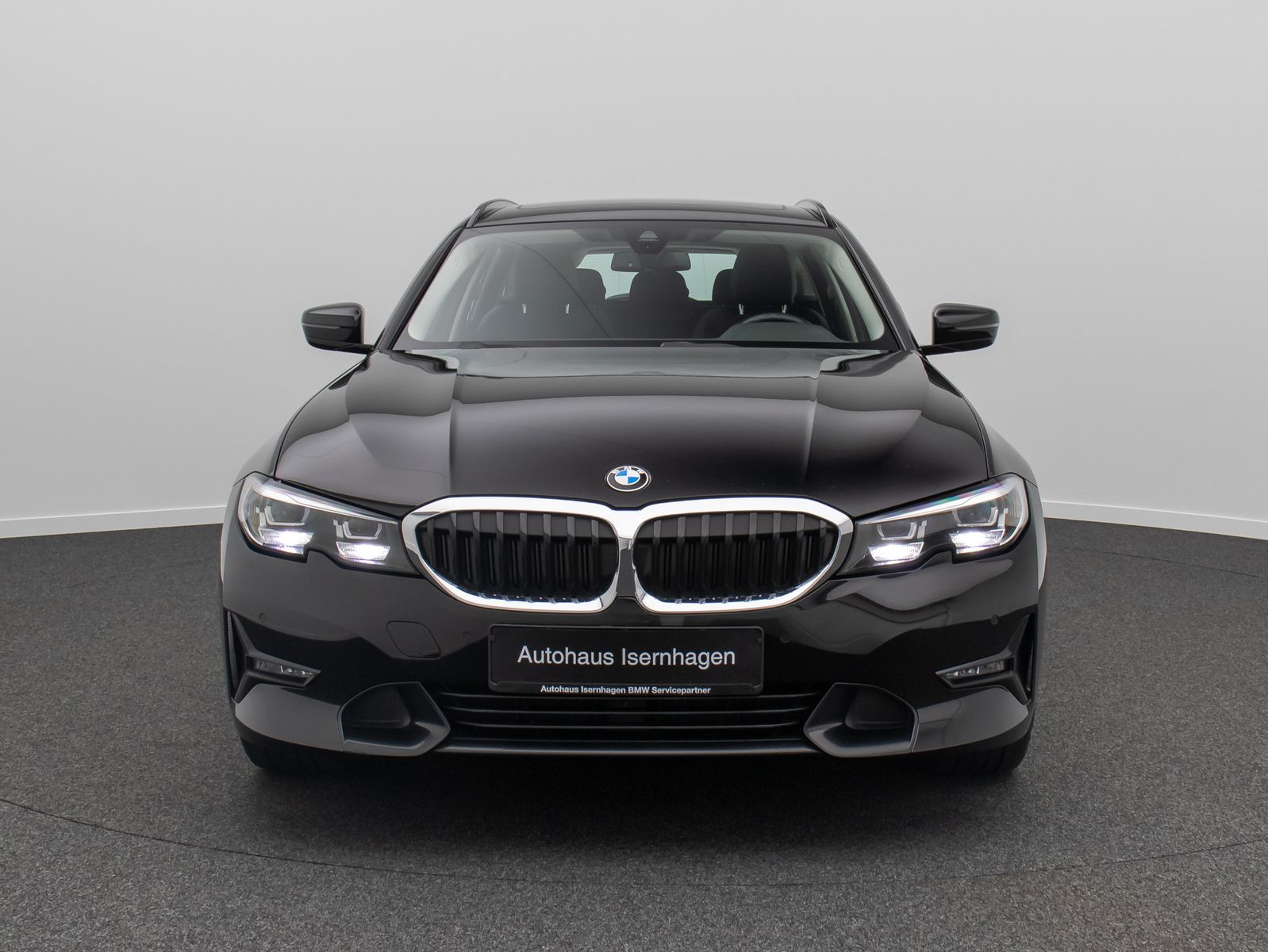 Fahrzeugabbildung BMW 320d xD Sport Line DAB Alarm Panorama Individual