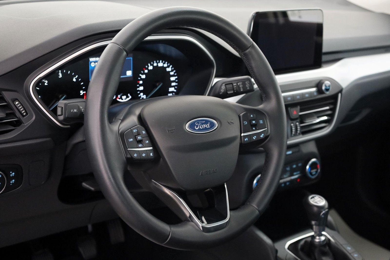 Fahrzeugabbildung Ford Focus Turnier Cool & Connect Navi,LED,Kamera,SH