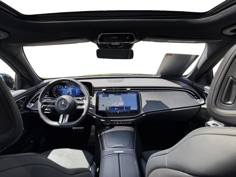 Mercedes-Benz E 220 d , AMG NIGHT DISTR KAMERA PANO SPUR PDC