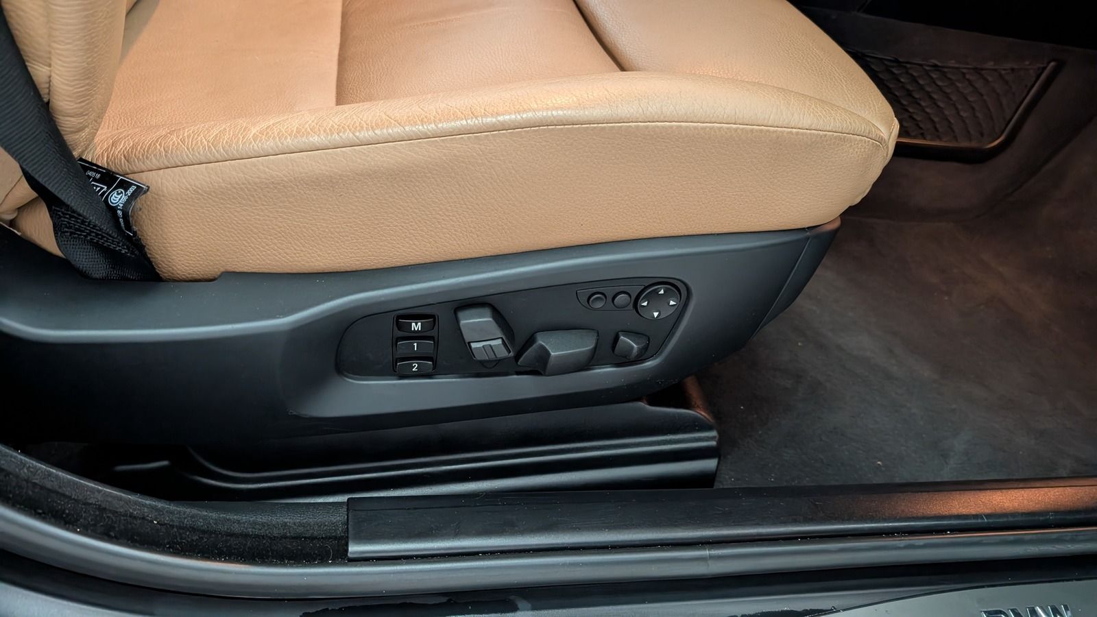 Fahrzeugabbildung BMW 523 i * Xenon * Leder * HUD *