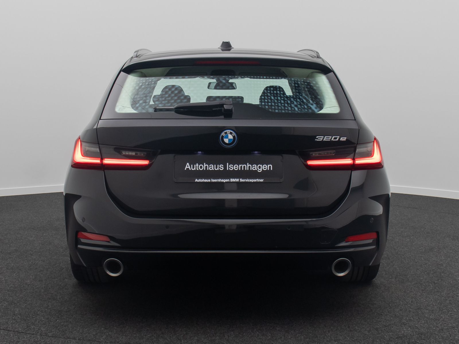 Fahrzeugabbildung BMW 320e  DAB CockPitPlus PDC WidscreenDisplay LED