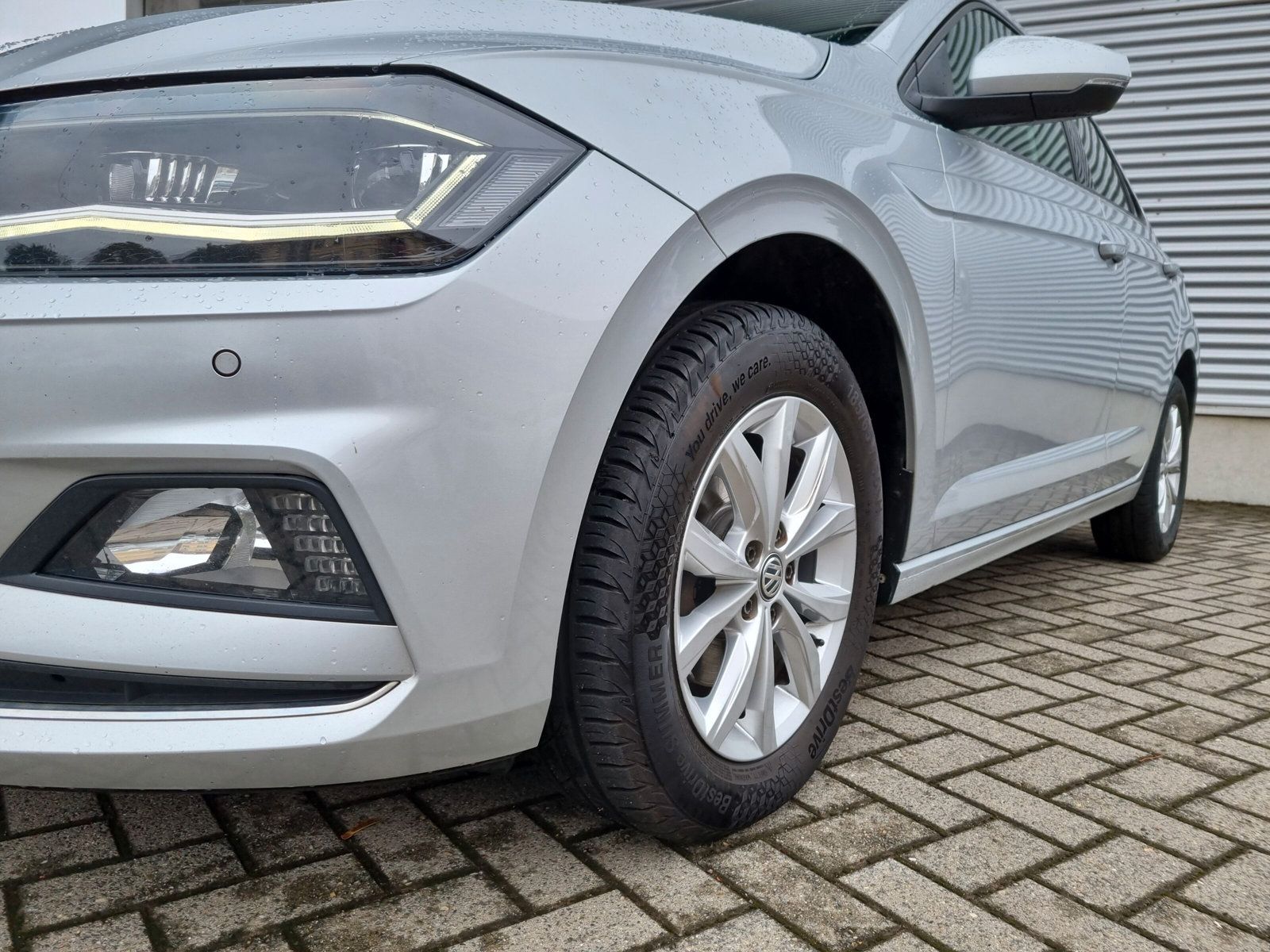 Fahrzeugabbildung Volkswagen Polo 1.6 TDI Highline DSG LED