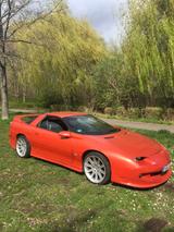 Chevrolet Camaro Z 28. 5.7 V8 - Chevrolet aus 1995