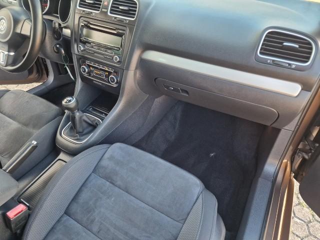 Volkswagen Golf 2010 — photo 21