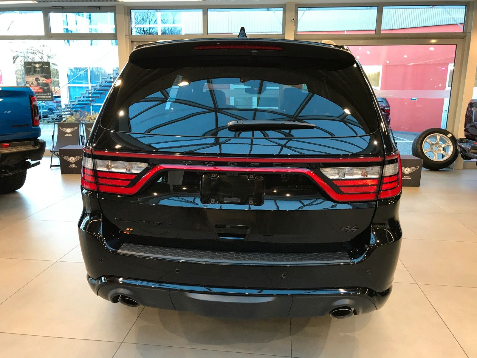 Fahrzeugabbildung Dodge Durango R/T  *7-SITZER*LPG*AHK*Hemi-Orange*