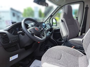 Knaus L!VE TI 590 MF (UPE: 102.300,- )