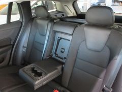 Fahrzeugabbildung Volvo V60 Kombi T4 Momentum Pro NAVI/LED/AHK/PDC+CAM