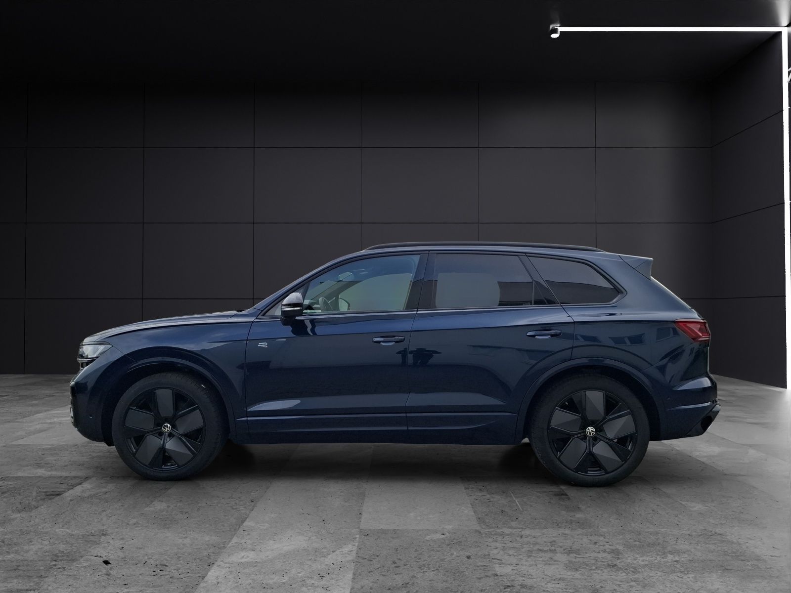 Fahrzeugabbildung Volkswagen Touareg R-Line TDI 4M IQ.Light ACC AHK STH PANO