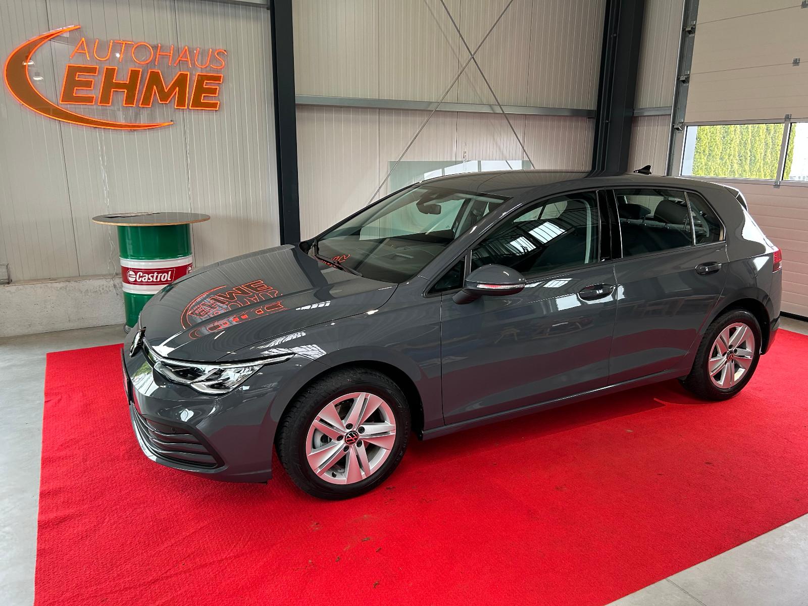 Volkswagen Golf VIII Life 1.5 TSI *HuD*AHK*NAV*ACC*SHZ*