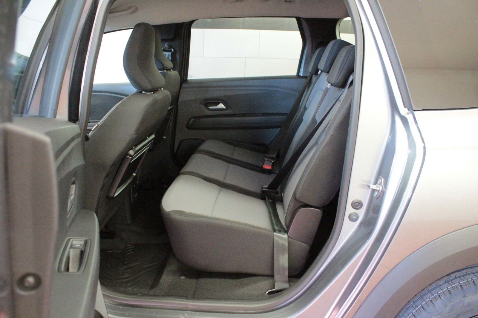 Fahrzeugabbildung Dacia Jogger Hybrid 140 Extreme 5-Sitzer*Winterpaket*