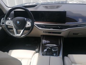 BMW X7 - 8