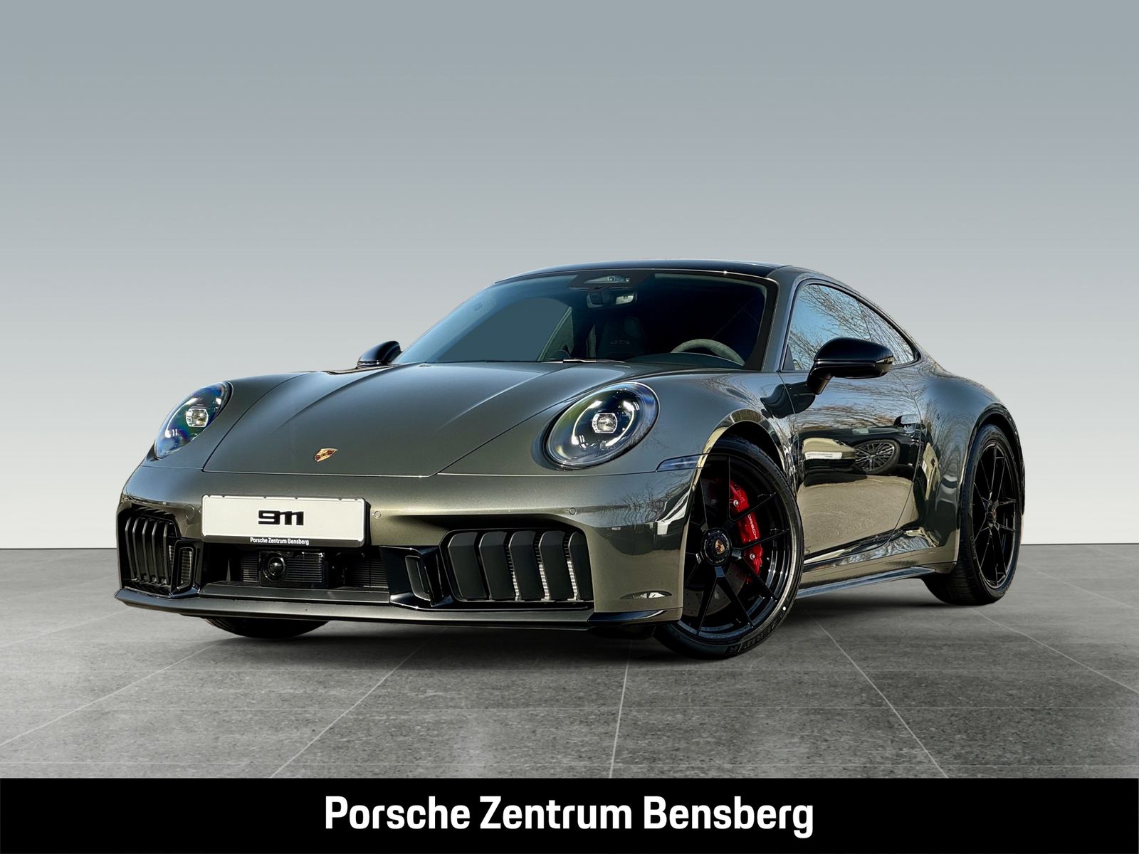 Porsche 911 Carrera 4 GTS