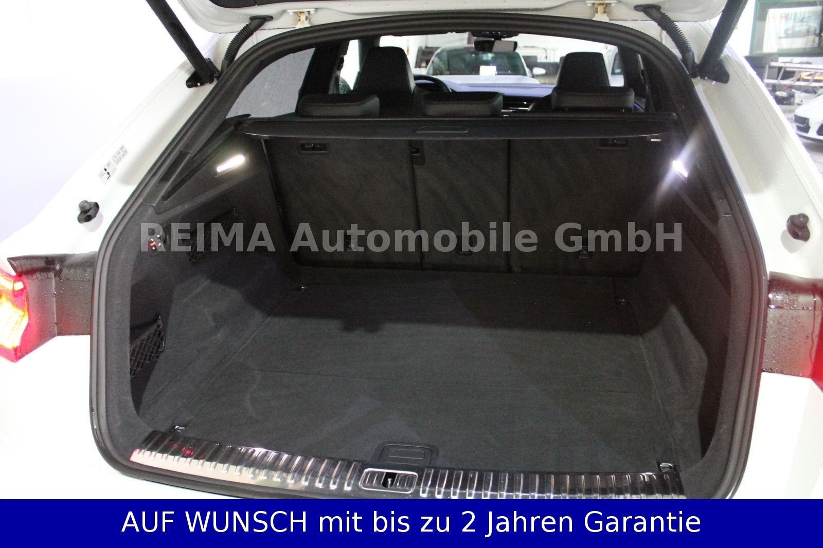 Fahrzeugabbildung Audi Q8 55 TFSI quattro SLine,Pano,Matrix,Massage,HUD