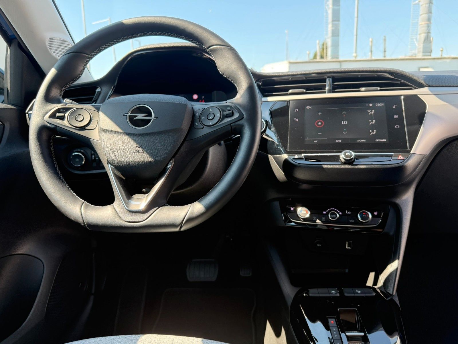 Opel Corsa F e Edition imagem 2